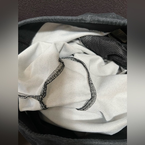 Arc'teryx Momenta Jogger in Black Heather VP - Picture 16 of 16